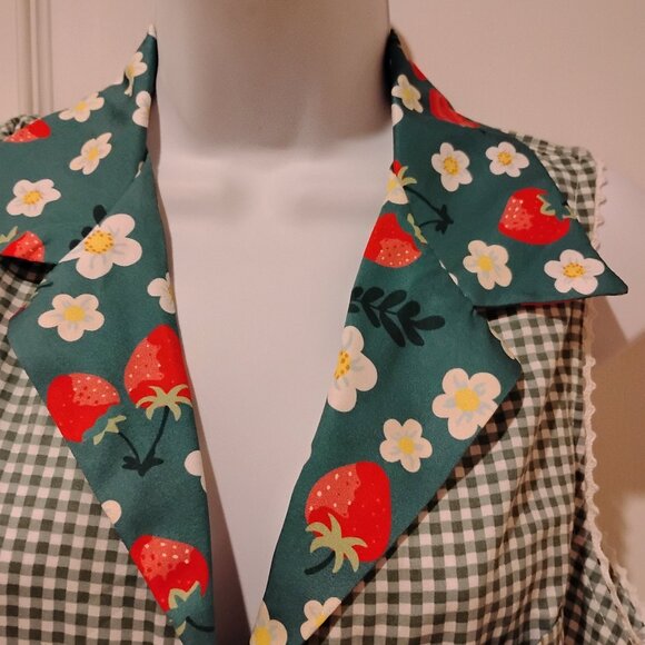 Unique Vintage Green Gingham strawberries Shelby Romper Woman Size XL/14 - Picture 3 of 11